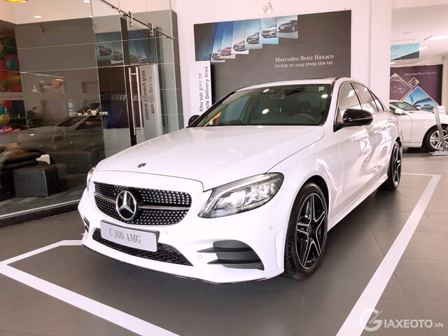 C300-AMG-1.jpg